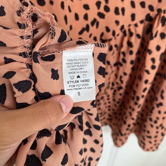 Flowy Summer Dress! - Picture 6 of 7